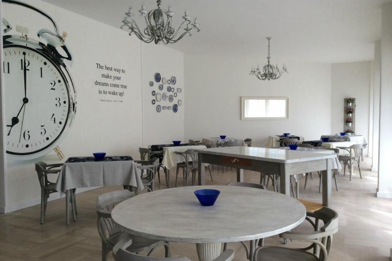 Hotel Morri'S Римини Экстерьер фото
