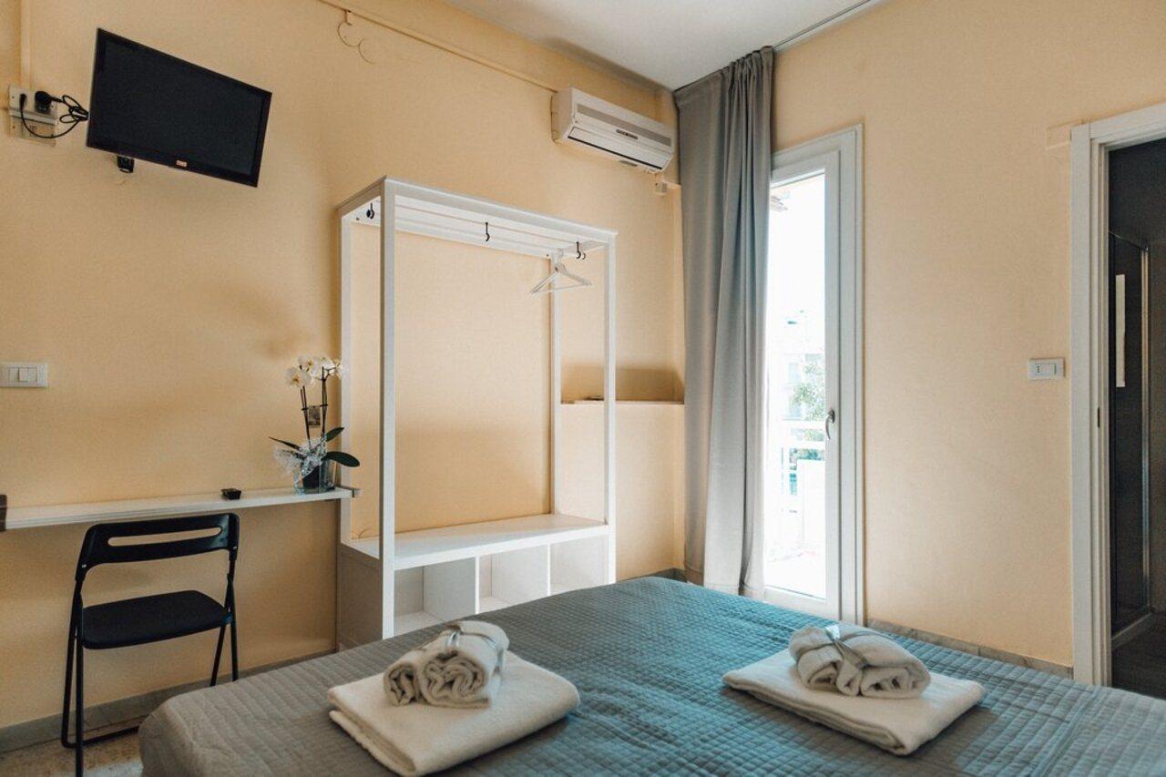 Hotel Morri'S Римини Экстерьер фото