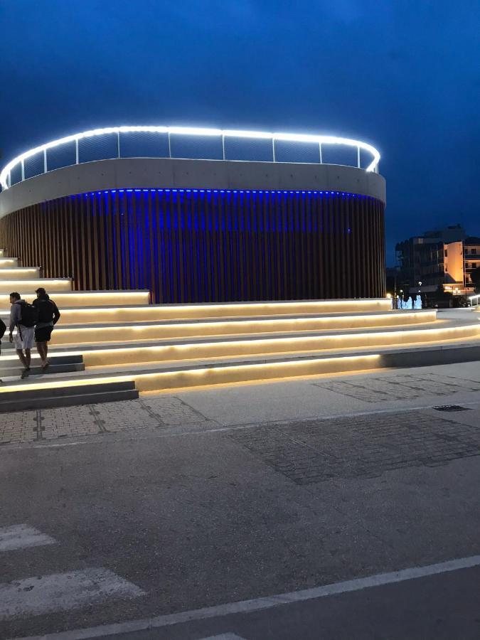 Hotel Morri'S Римини Экстерьер фото