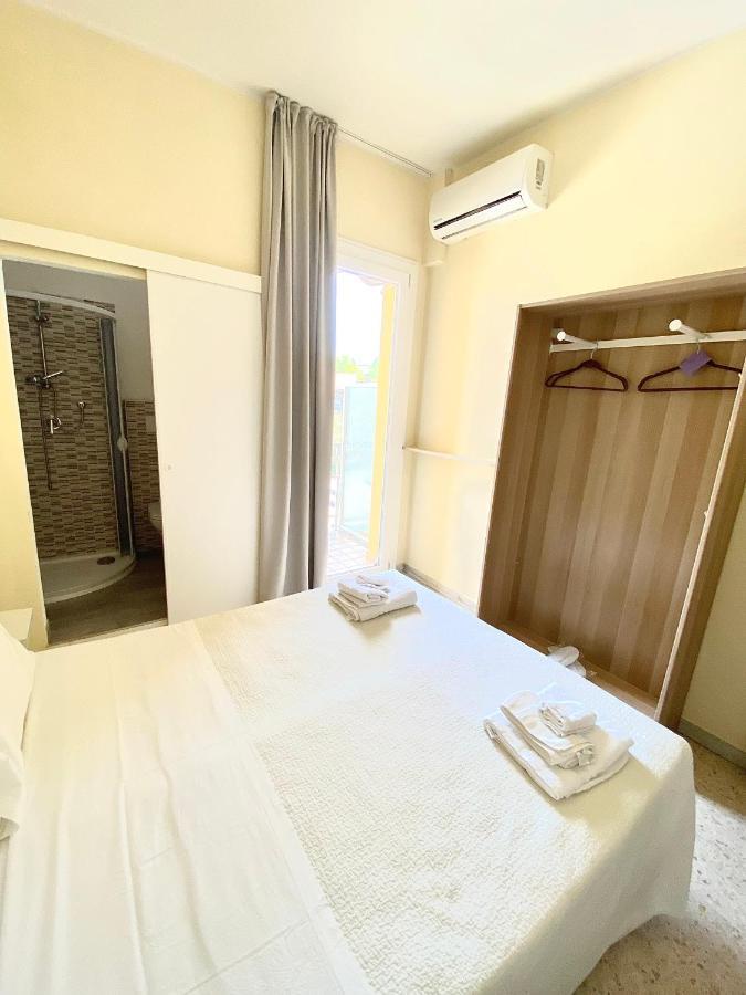 Hotel Morri'S Римини Экстерьер фото