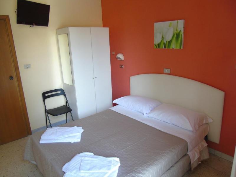 Hotel Morri'S Римини Экстерьер фото
